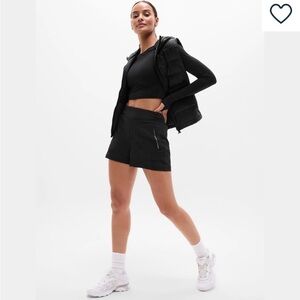 Athleta Black Women's hiking shorts with Zipper Pockets